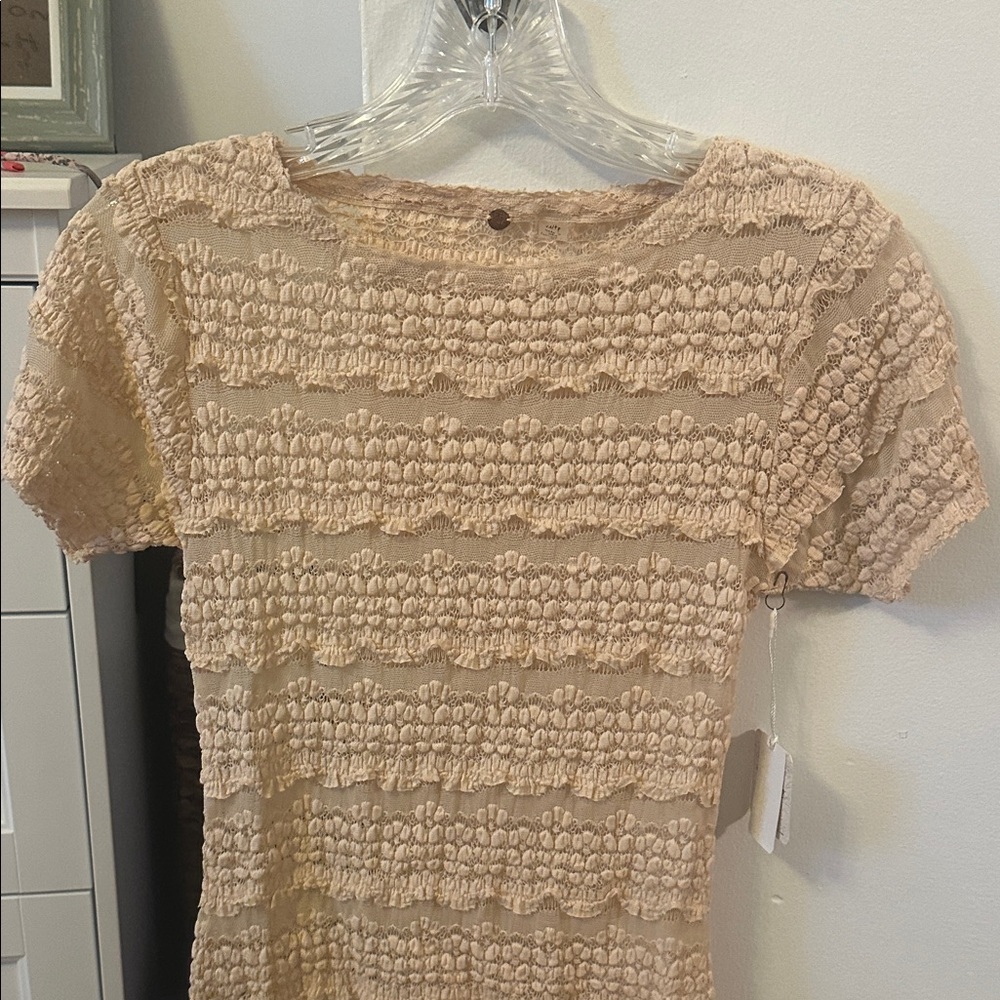 Free People Angelina Lace Tee.  Cream/Teq XS Textured Short Sleeve Top